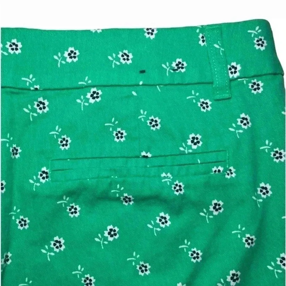 J Crew Floral Pattern Green Chino Shorts Size 12 - Picture 3 of 5
